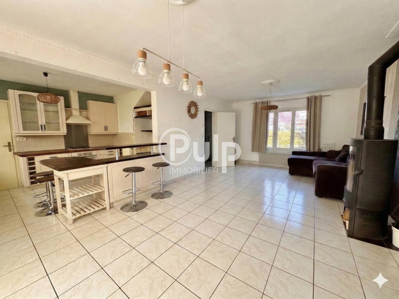 Maison - 127 m² - 6 pièces