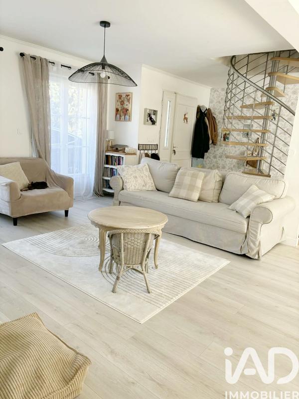 Maison - 172 m² - 7 pièces