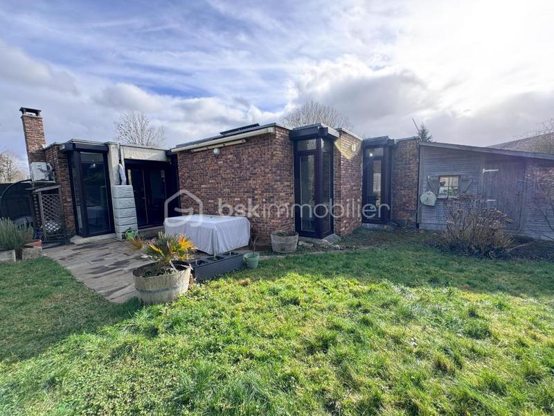 Maison - 85 m² - 5 pièces