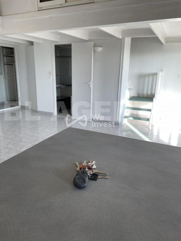 Appartement - 64 m² - 2 pièces