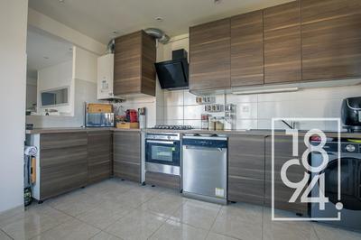 Appartement - 111 m² - 4 pièces