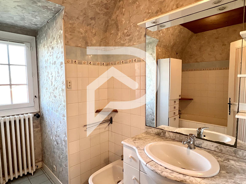 Maison - 120 m² - 5 pièces