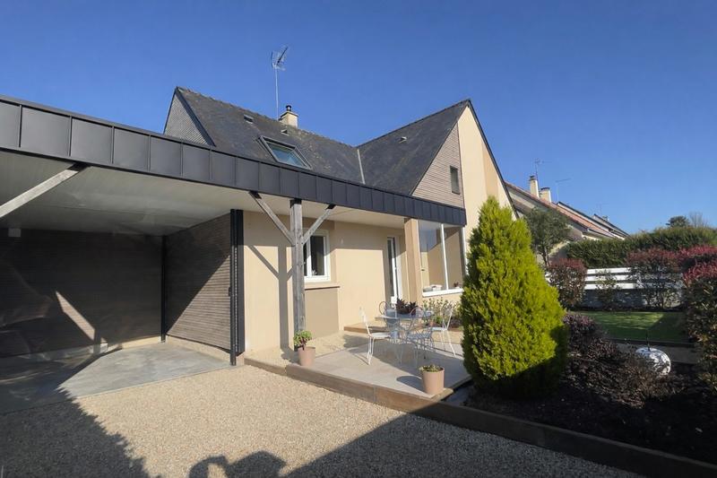 Maison traditionnelle - 160 m² - 6 pièces