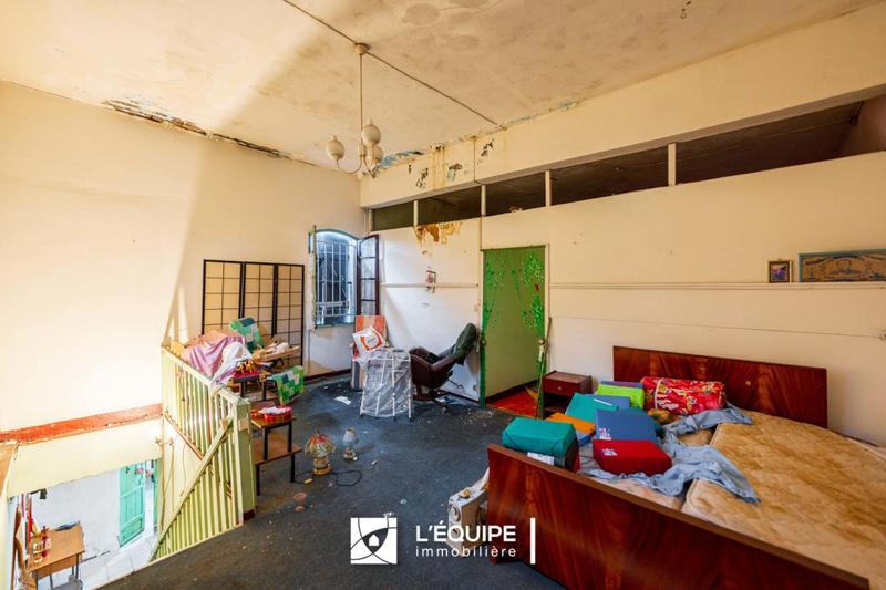 Immeuble - 193 m² - 8 pièces