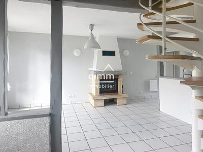 Maison - 101 m² - 6 pièces