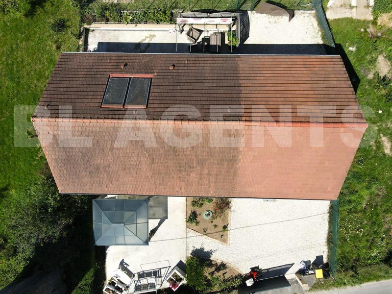 Maison traditionnelle - 117 m² - 7 pièces