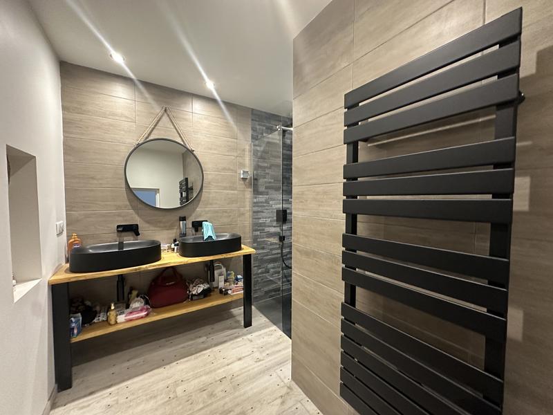 Maison traditionnelle - 178 m² - 4 pièces