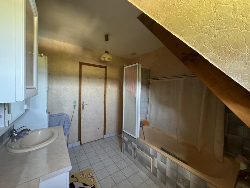 Maison - 141 m² - 6 pièces