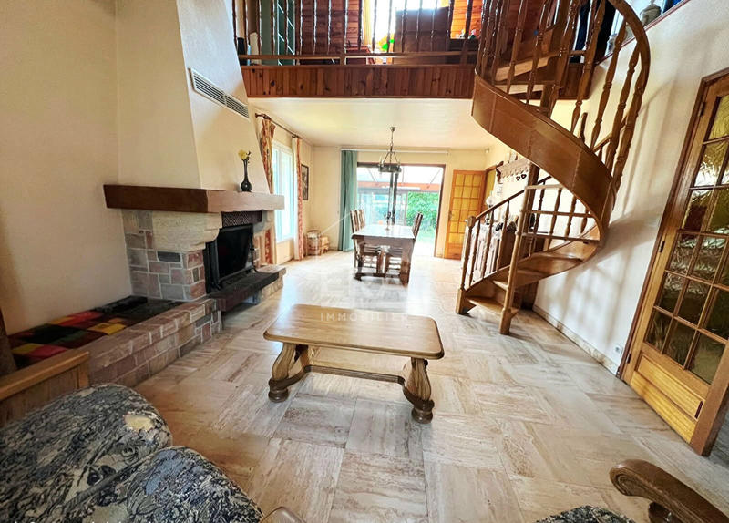 Maison - 100 m² - 5 pièces