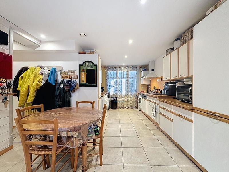 Maison - 148 m² - 5 pièces