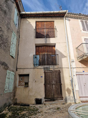 Maison - 351 m² - 13 pièces