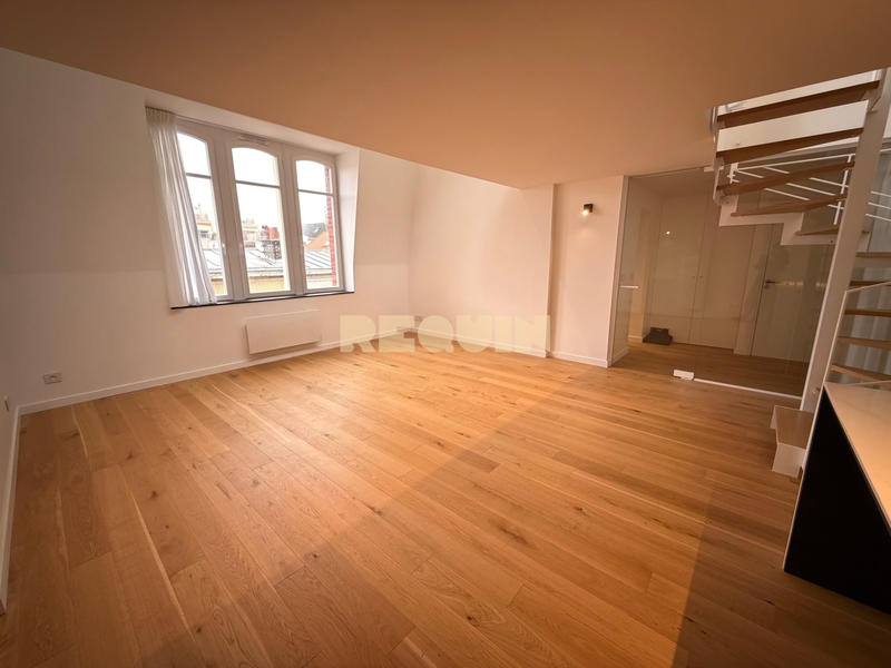 Appartement - 94 m² - 5 pièces