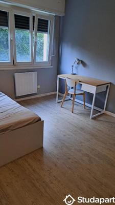 Chambre - 14 m² - 1 pièce