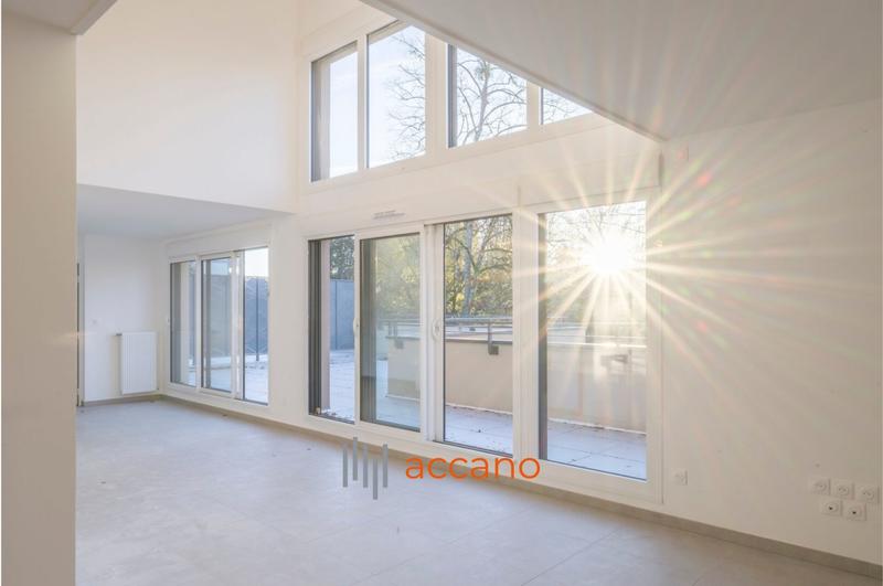 Appartement - 125 m² - 5 pièces