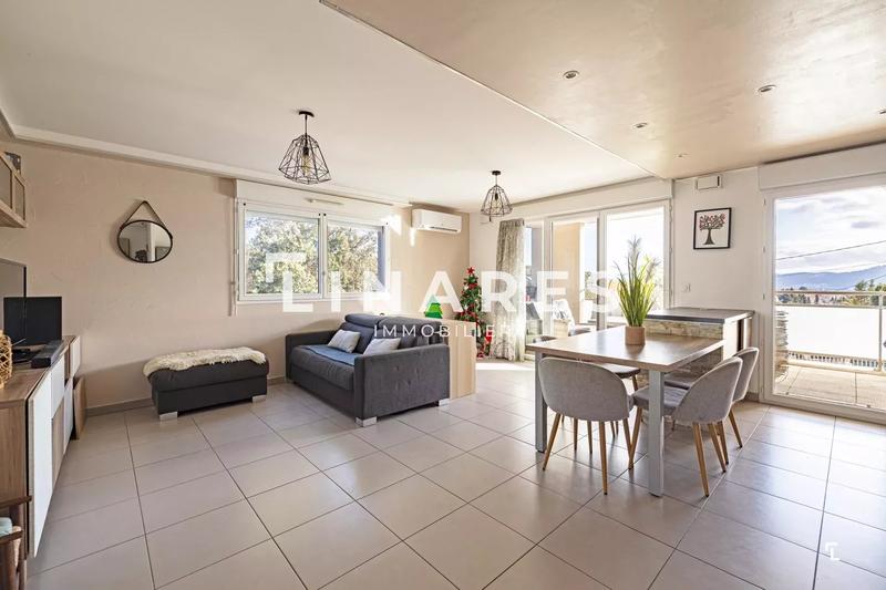 Appartement - 66 m² - 3 pièces