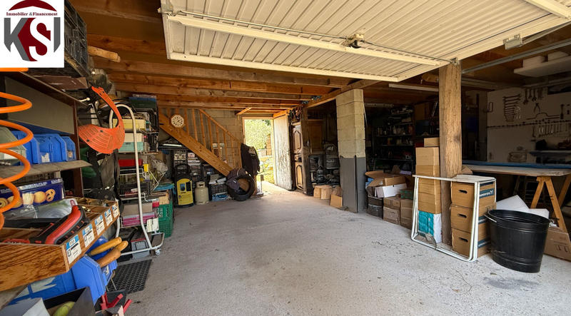 Maison - 210 m² - 5 pièces