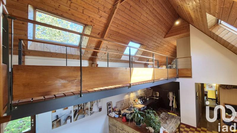 Maison - 239 m² - 7 pièces