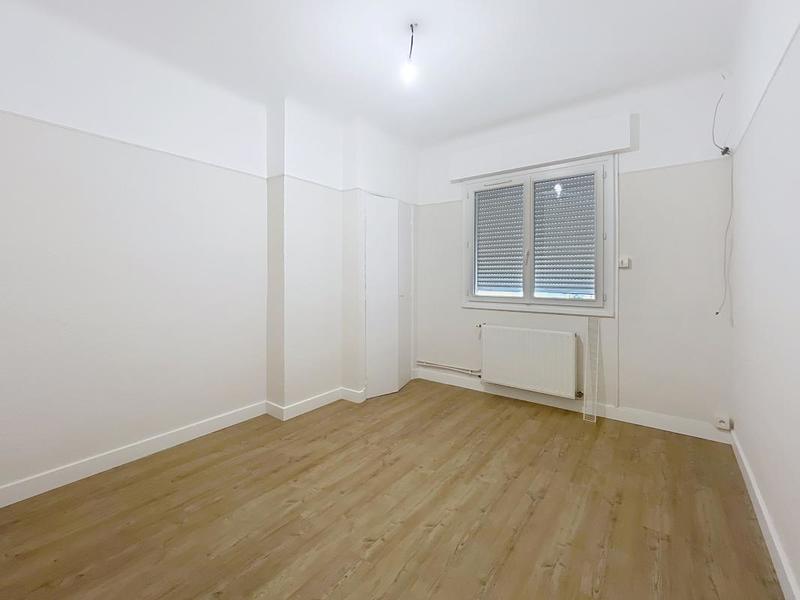 Appartement - 100 m² - 4 pièces