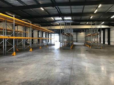Local d'activité / Entrepôt - 2 000 m²