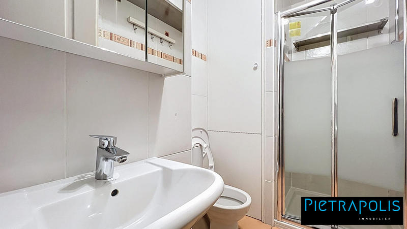 Appartement - 94 m² - 4 pièces