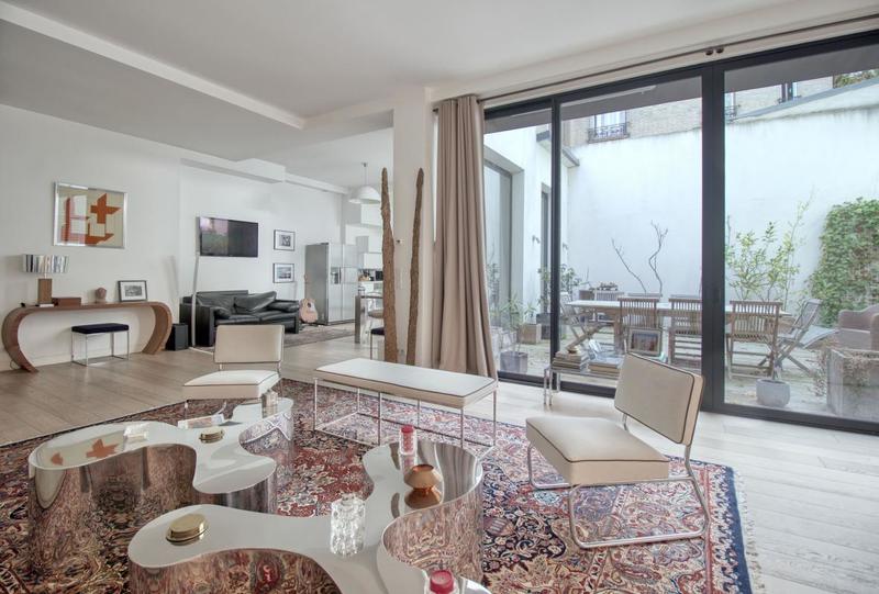 Maison - 220 m² - 6 pièces