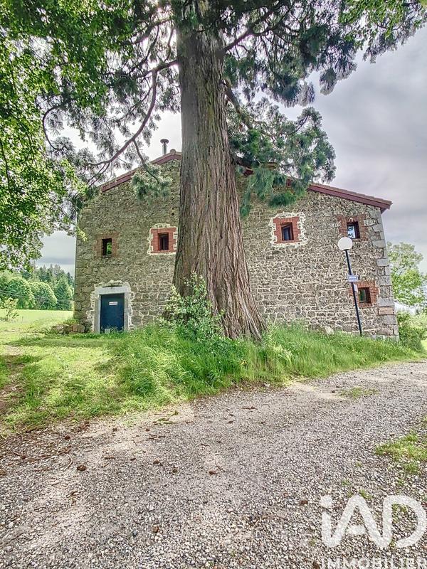 Maison - 550 m² - 15 pièces