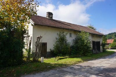 Maison - 140 m² - 8 pièces