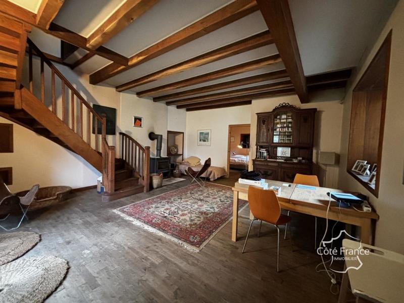 Moulin - 209 m² - 7 pièces