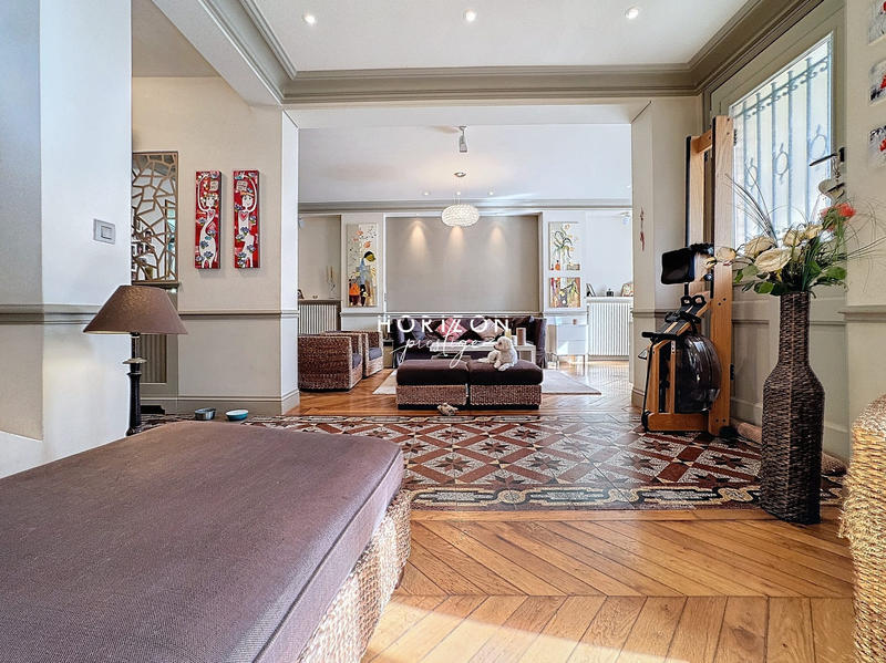 Maison - 167 m² - 7 pièces