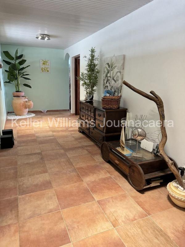 Villa - 239 m² - 3 pièces