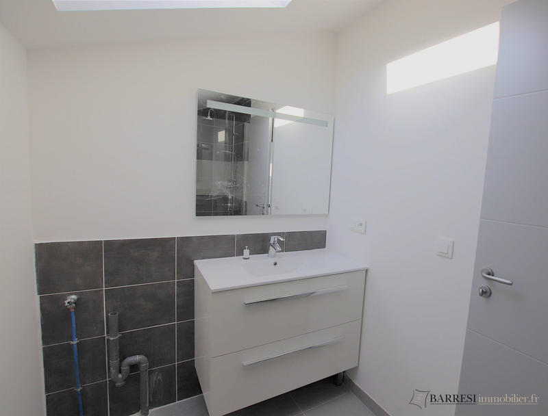 Appartement - 92 m² - 4 pièces