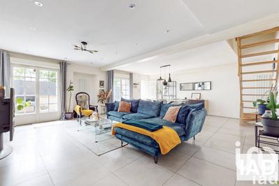 Maison - 110 m² - 3 pièces