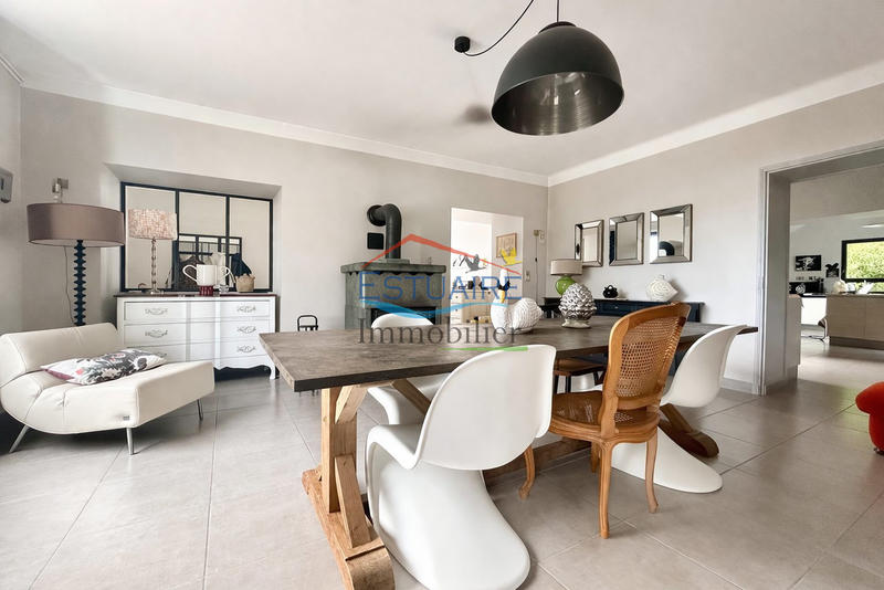 Maison - 175 m² - 7 pièces