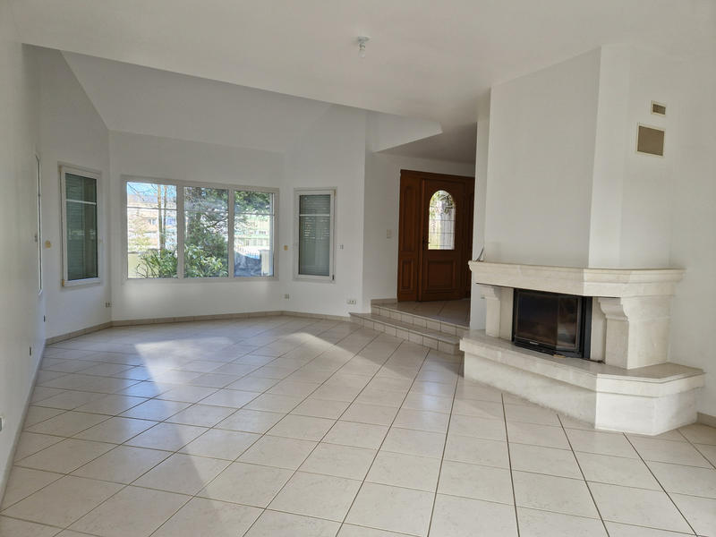 Maison - 194 m² - 10 pièces