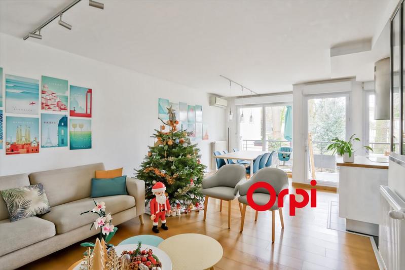 Appartement - 82 m² - 4 pièces