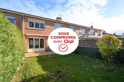 Maison - 93 m² - 4 pièces