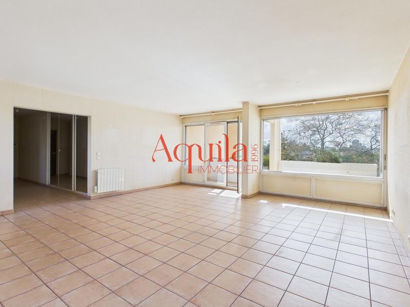 Appartement - 110 m² - 5 pièces