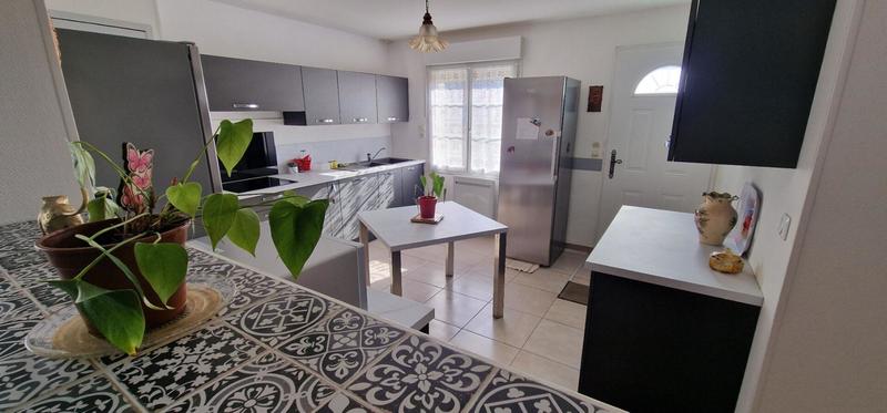 Maison - 310 m² - 11 pièces