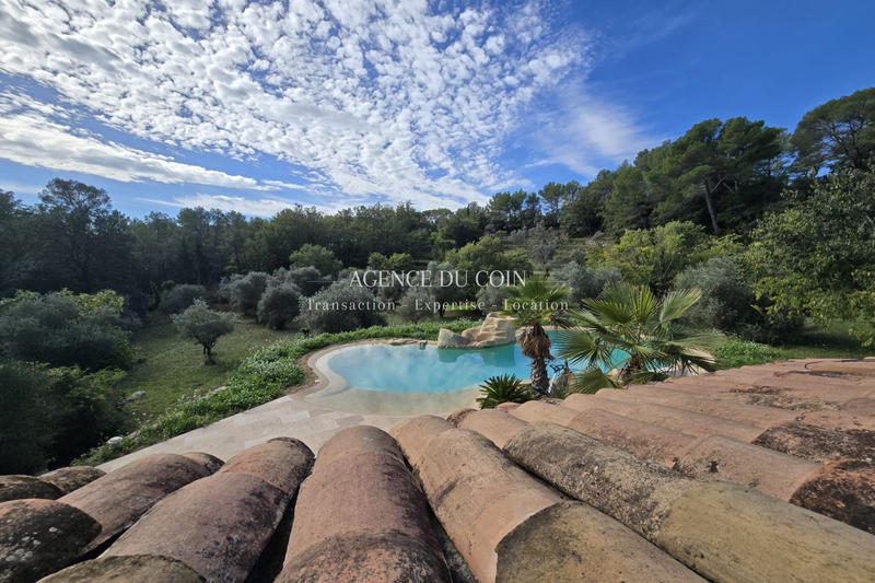 Villa - 295 m² - 7 pièces