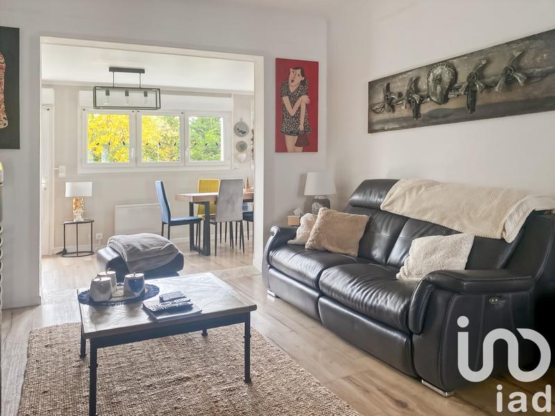 Maison - 93 m² - 5 pièces