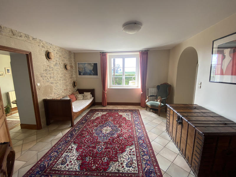 Maison - 280 m² - 8 pièces
