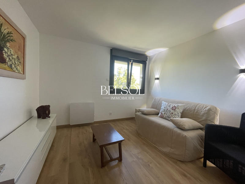 Maison traditionnelle - 230 m² - 7 pièces