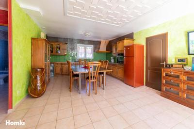 Villa - 80 m² - 4 pièces