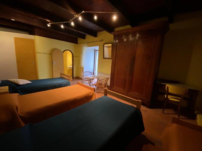 Maison de ville - 301 m² - 11 pièces