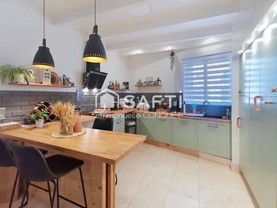 Maison de ville - 185 m² - 7 pièces