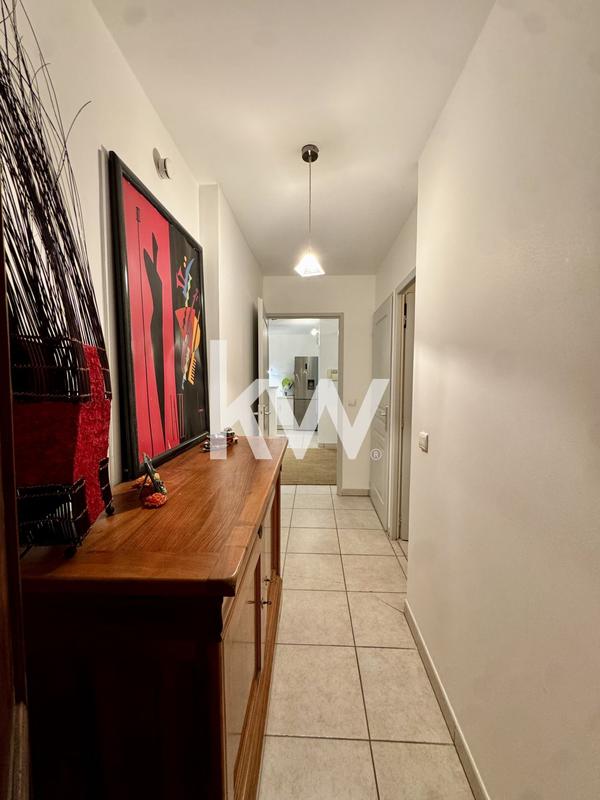 Appartement - 86 m² - 2 pièces