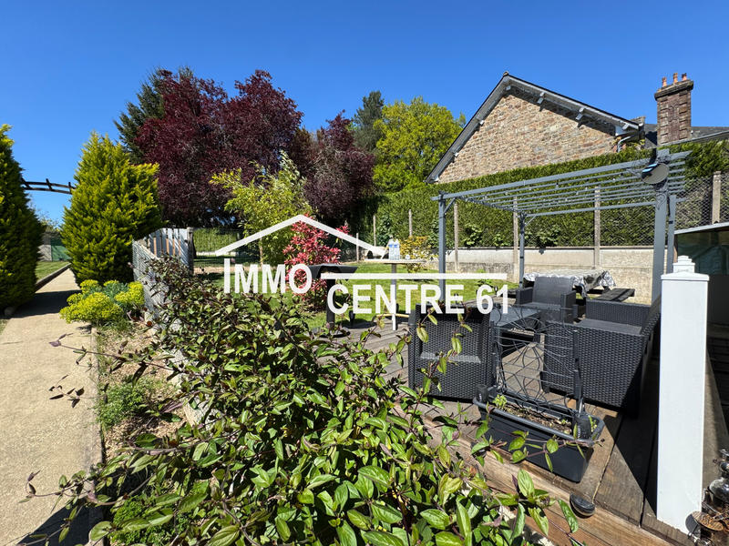 Maison - 80 m² - 4 pièces