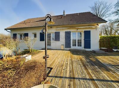 Maison - 150 m² - 8 pièces