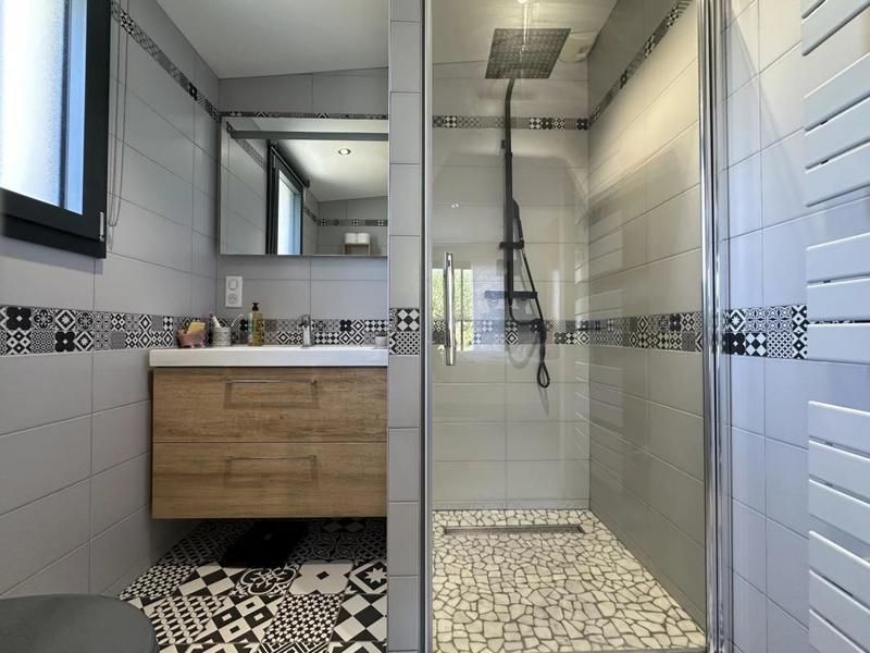 Villa - 186 m² - 13 pièces