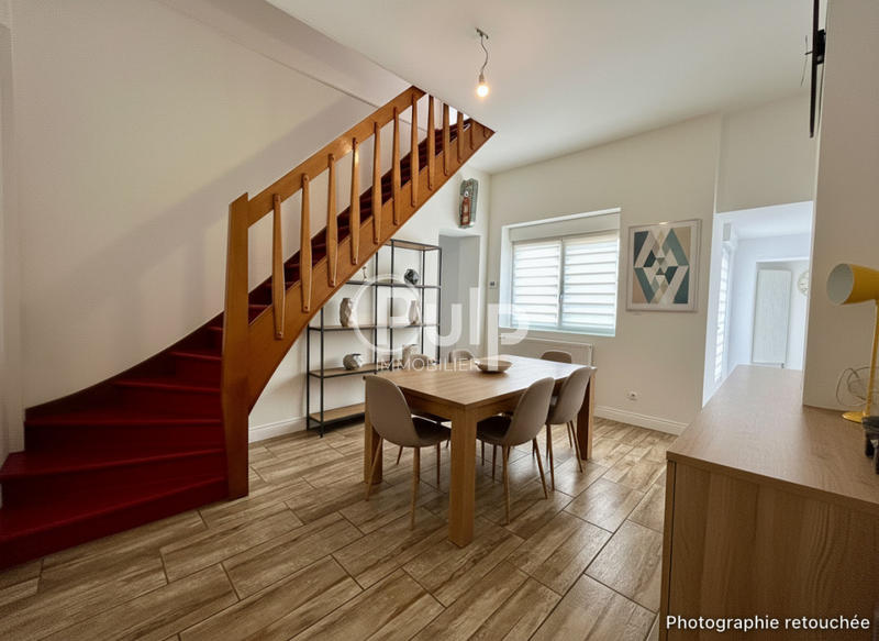 Maison - 140 m² - 6 pièces